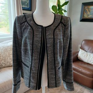 Vince Camuto NWT size 10 crop jacket